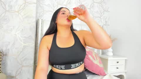 isa rose 7 online show from 5, 5, 2026