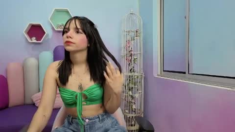 Snapshot of isaa_skinnyy chatting on 24, 5, 2026 Isaa Skinny online show from 24, 5, 2026