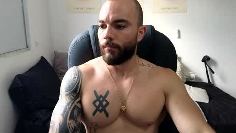 Isaac carter online show from 29, 3, 2026