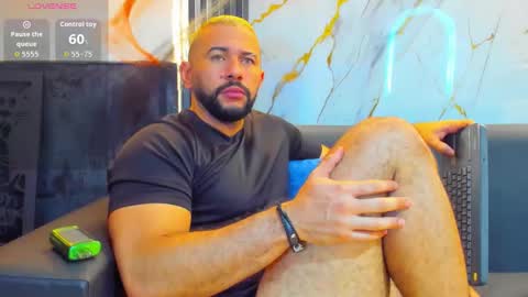 Snapshot of isaac_franko chatting on 29, 10, 2025 isaac_franko online show from 29, 10, 2025