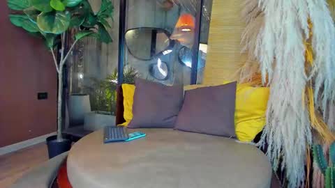 isaac_grimm online show from 1, 12, 2025