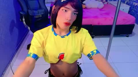 Snapshot of isaacnova chatting on 3, 7, 2026 isaacnova online show from 3, 7, 2026