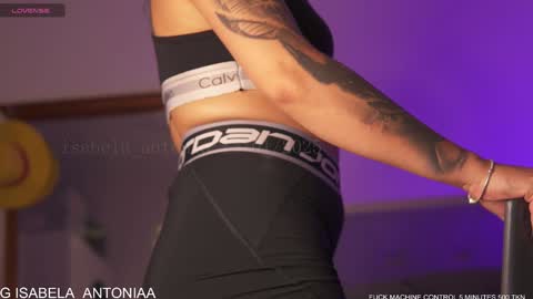 Snapshot of isabela_antonia_ chatting on 21, 1, 2025 online show from 21, 1, 2025