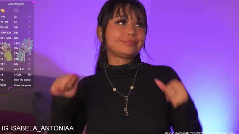 Snapshot of isabela_antonia_ chatting on 14, 2, 2025 online show from 14, 2, 2025