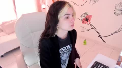 isabela_fiorelli online show from 14, 9, 2025