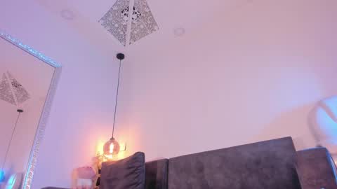 Isabela online show from 7, 3, 2025