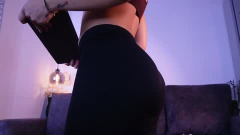 Snapshot of isabela_franco_ chatting on 29, 5, 2026 Isabela online show from 29, 5, 2026