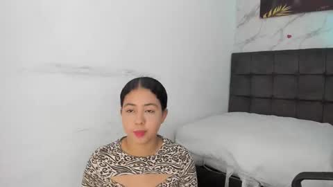 Snapshot of isabela_lux chatting on 16, 12, 2025 Isabella online show from 16, 12, 2025