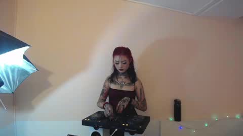    online show from 12, 12, 2024