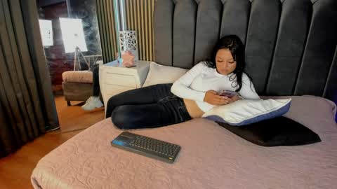 Issa online show from 23, 3, 2026