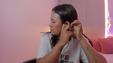 Snapshot of isabella_florez22 chatting on 12, 7, 2026 Isabel florez online show from 12, 7, 2026