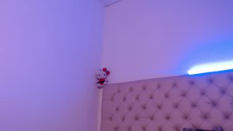 isabella_jazz online show from 28, 1, 2025