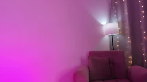 ISABELLA online show from 9, 4, 2026