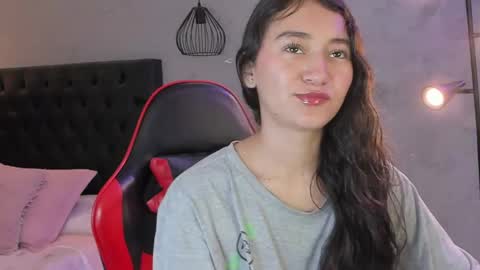 Snapshot of isabella_nowa chatting on 25, 4, 2026 Isabella Nowa online show from 25, 4, 2026