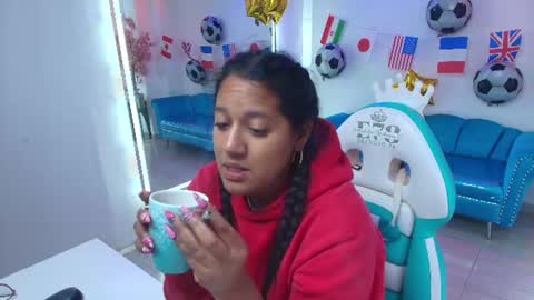 Isabella  online show from 8, 7, 2026