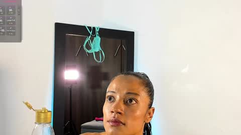 Isabella online show from 11, 1, 2025