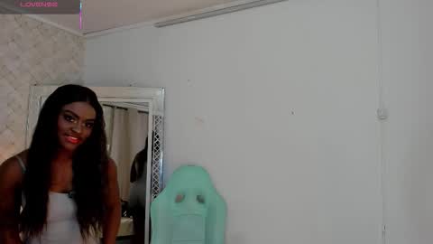 Snapshot of isabellabroms21 chatting on 12, 9, 2025    v online show from 12, 9, 2025