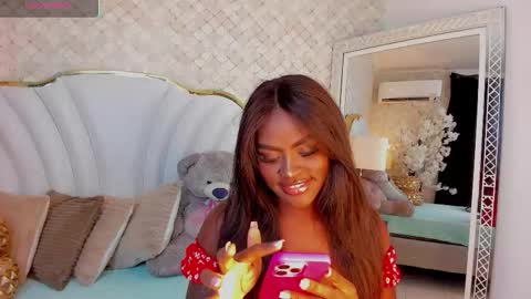 Snapshot of isabellabroms21 chatting on 10, 10, 2025    v online show from 10, 10, 2025