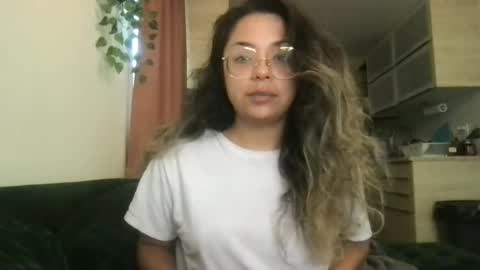 Snapshot of isabellaelizabeth chatting on 13, 7, 2026 isabellaelizabeth online show from 13, 7, 2026
