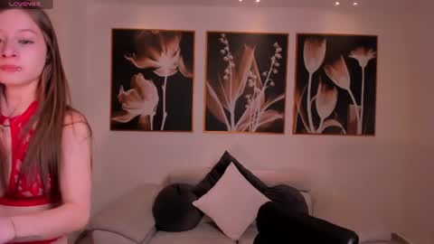 Snapshot of isabellamoretti1 chatting on 24, 6, 2026 Isabella Moretti online show from 24, 6, 2026