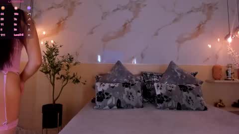 Snapshot of isabellasouza chatting on 24, 9, 2025 online show from 24, 9, 2025