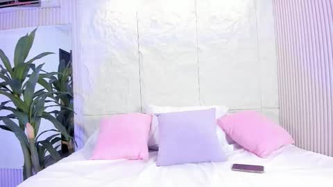 Isa  online show from 5, 12, 2025