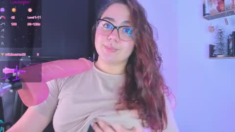 Snapshot of isarhodes_ chatting on 18, 12, 2024 Isa online show from 18, 12, 2024