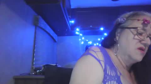 Snapshot of iseestarz420 chatting on 10, 12, 2024 Iseestarz420 online show from 10, 12, 2024