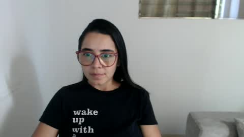 Snapshot of isemma chatting on 12, 6, 2026 Emma online show from 12, 6, 2026