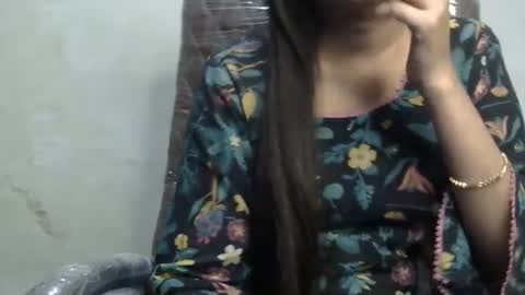 Snapshot of ishika_ishu chatting on 24, 10, 2025 ishika_ishu online show from 24, 10, 2025