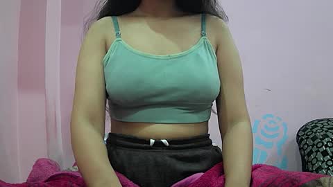 Snapshot of ishika_singh_ chatting on 16, 2, 2026 ishika_singh_ online show from 16, 2, 2026