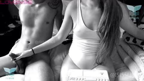 Isis  Alan online show from 4, 11, 2025