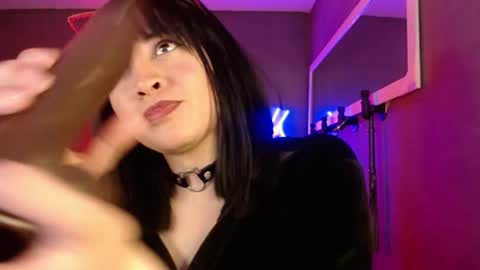 Ana Maria online show from 10, 11, 2025