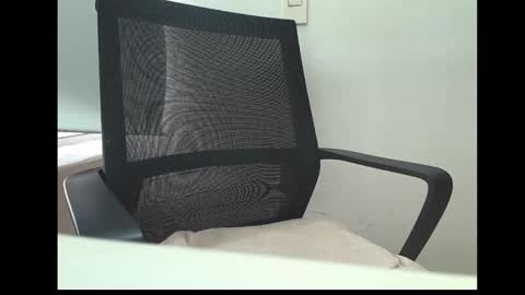 Snapshot of isis_pink chatting on 2, 3, 2026 Alaya online show from 2, 3, 2026