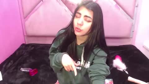 Snapshot of isisrousexx chatting on 9, 1, 2025 isisrousexx online show from 9, 1, 2025