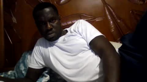 Snapshot of islandbey242 chatting on 20, 5, 2026 islandbey242 online show from 20, 5, 2026