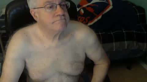 Snapshot of islesman22 chatting on 3, 2, 2025 islesman22 online show from 3, 2, 2025