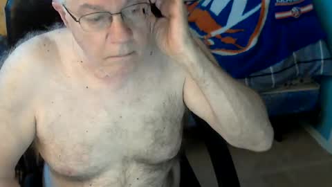 Snapshot of islesman22 chatting on 12, 7, 2026 islesman22 online show from 12, 7, 2026
