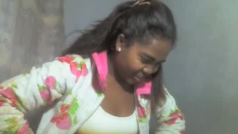 Snapshot of ismayrah chatting on 1, 6, 2026 ismayrah online show from 1, 6, 2026