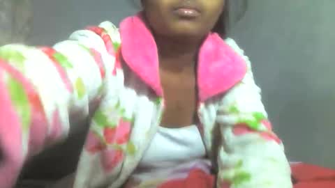 Snapshot of ismayrah chatting on 8, 6, 2026 ismayrah online show from 8, 6, 2026