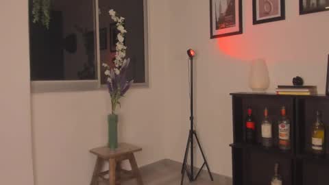 Snapshot of isnotforeveryone chatting on 16, 2, 2025 Julyane online show from 16, 2, 2025