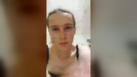 Snapshot of isobel_cd chatting on 24, 7, 2026 isobel_cd online show from 24, 7, 2026