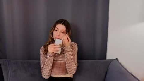 Emilia online show from 19, 2, 2026