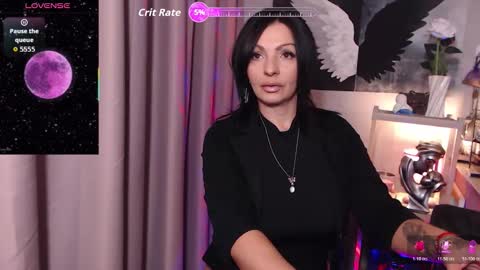 Snapshot of israakarmaa chatting on 4, 11, 2025 Rebecca online show from 4, 11, 2025