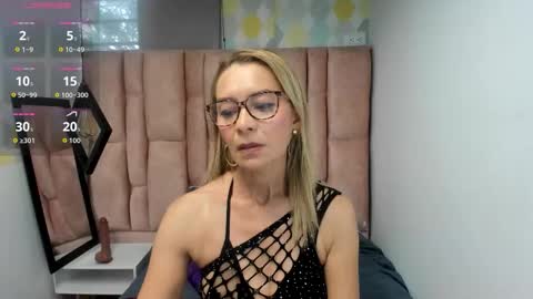 ISSA MILF online show from 5, 3, 2026
