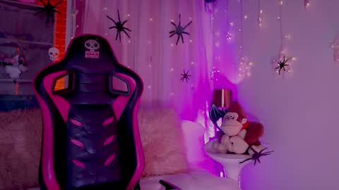 ISSA  online show from 15, 10, 2025