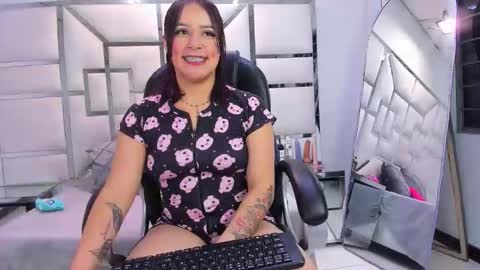 Snapshot of issysleblanc chatting on 25, 2, 2026 Issys online show from 25, 2, 2026