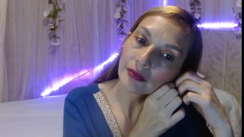 Itala Gomez online show from 23, 2, 2025
