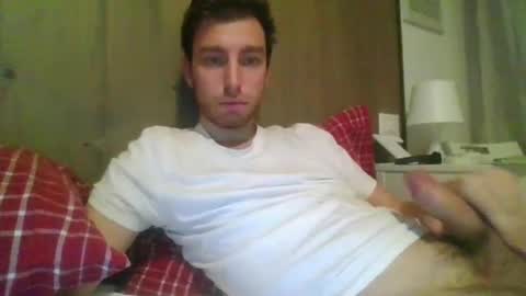 italian_boy_22 online show from 8, 12, 2024