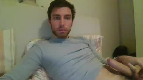 italian_boy_22 online show from 19, 12, 2024